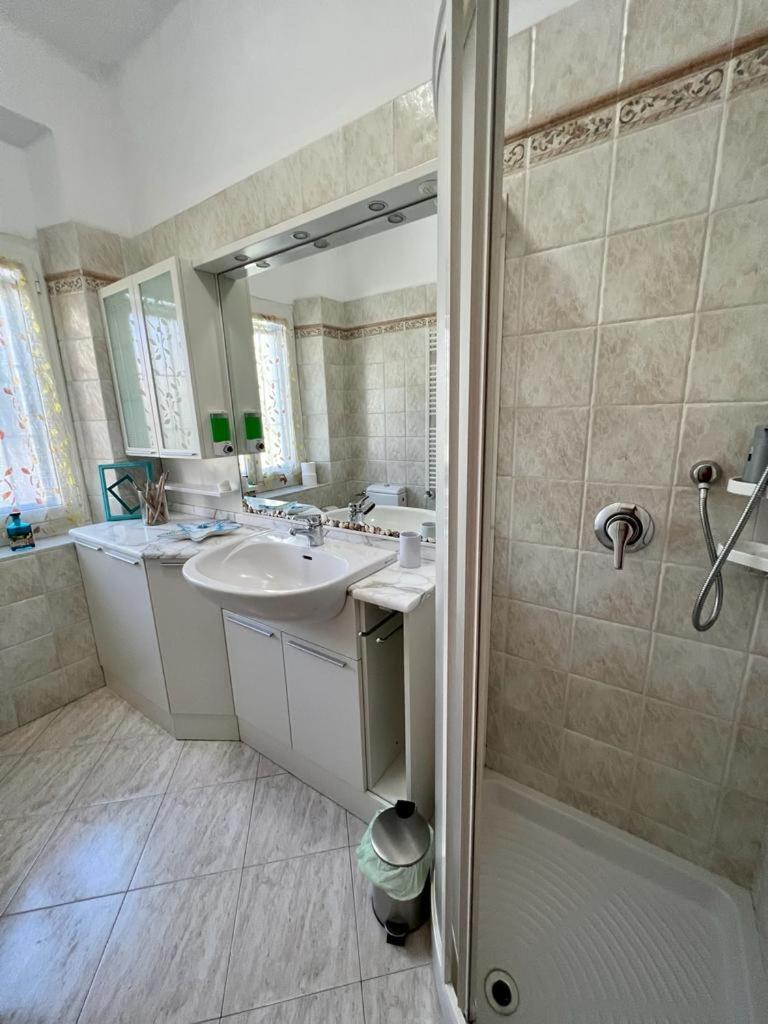 Appartement La Casa Di Ele, Parcheggio Privato Gratuito à La Spezia Extérieur photo
