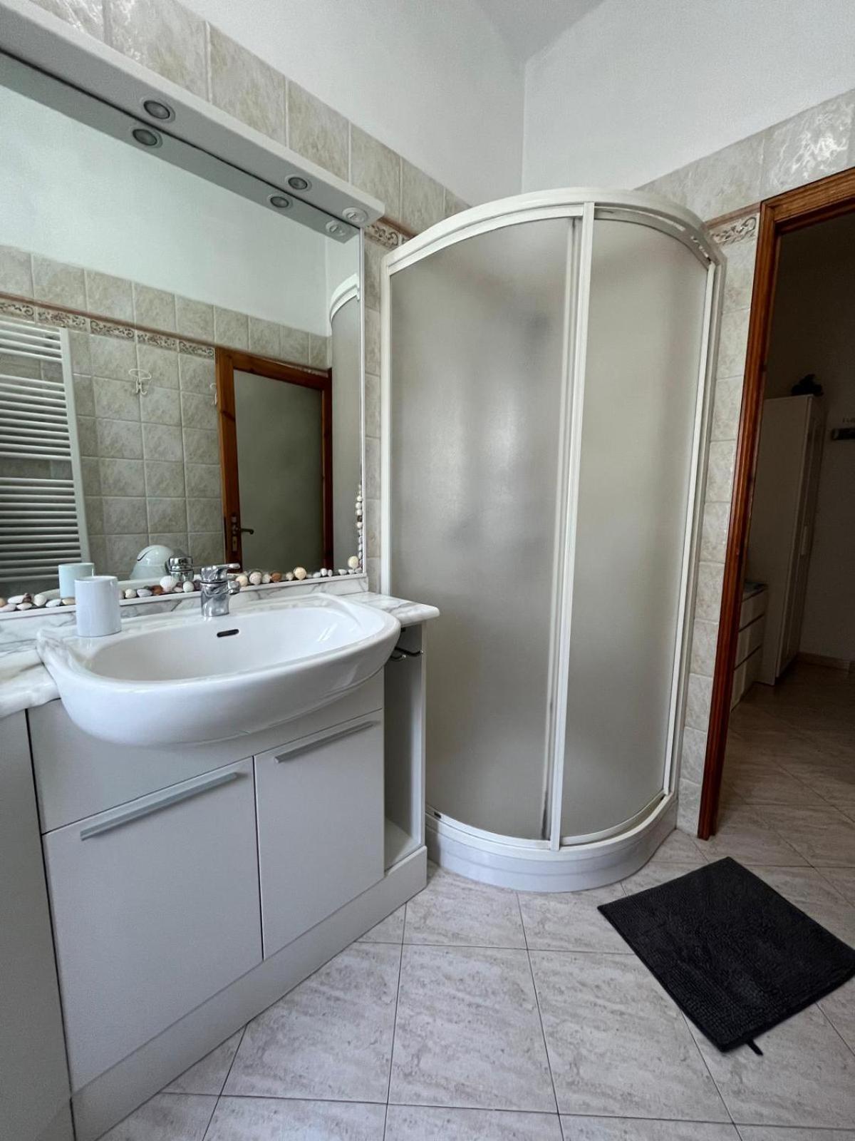 Appartement La Casa Di Ele, Parcheggio Privato Gratuito à La Spezia Extérieur photo